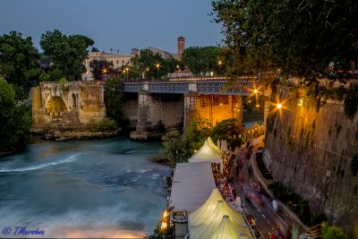 View from the Ponte Garibaldi (Rome)